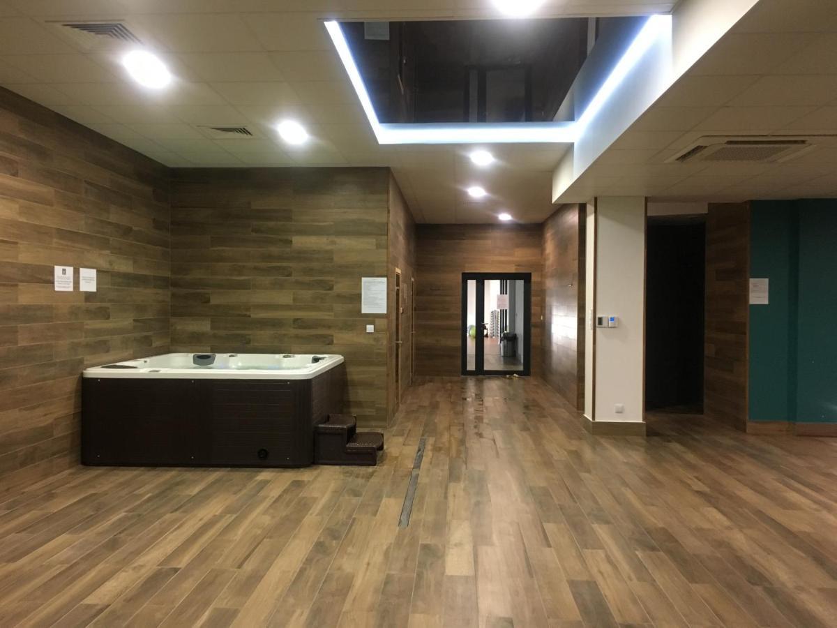 Apartament Dwie Sosny Patrycja ウストロニエ・モルスキエ エクステリア 写真